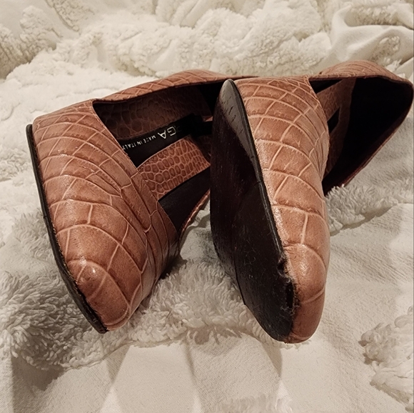 Via Spiga Blush Pink Faux Croc Pointed Heels- 8M - Picture 16 of 16